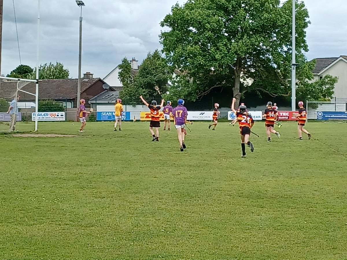 Great display of skill and talent today  as our U14 Hurlers welcomed <a href="/RoscommonGaels/">Roscommon Gaels</a> to Ardclough for a challenge match. Well done to both teams and thanks to the Gaels for travelling up!
#hontheclochs #molanoige #Kildare #Rossies