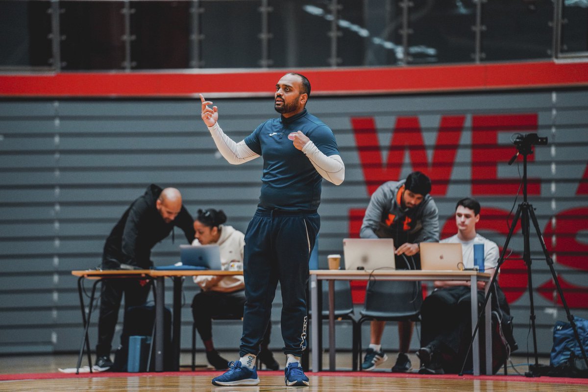 KrumeshPatel's tweet image. Summer keeps on rolling 

U20 Men’s @gbbasketball 

First camp down 

📍 @EssexRebels