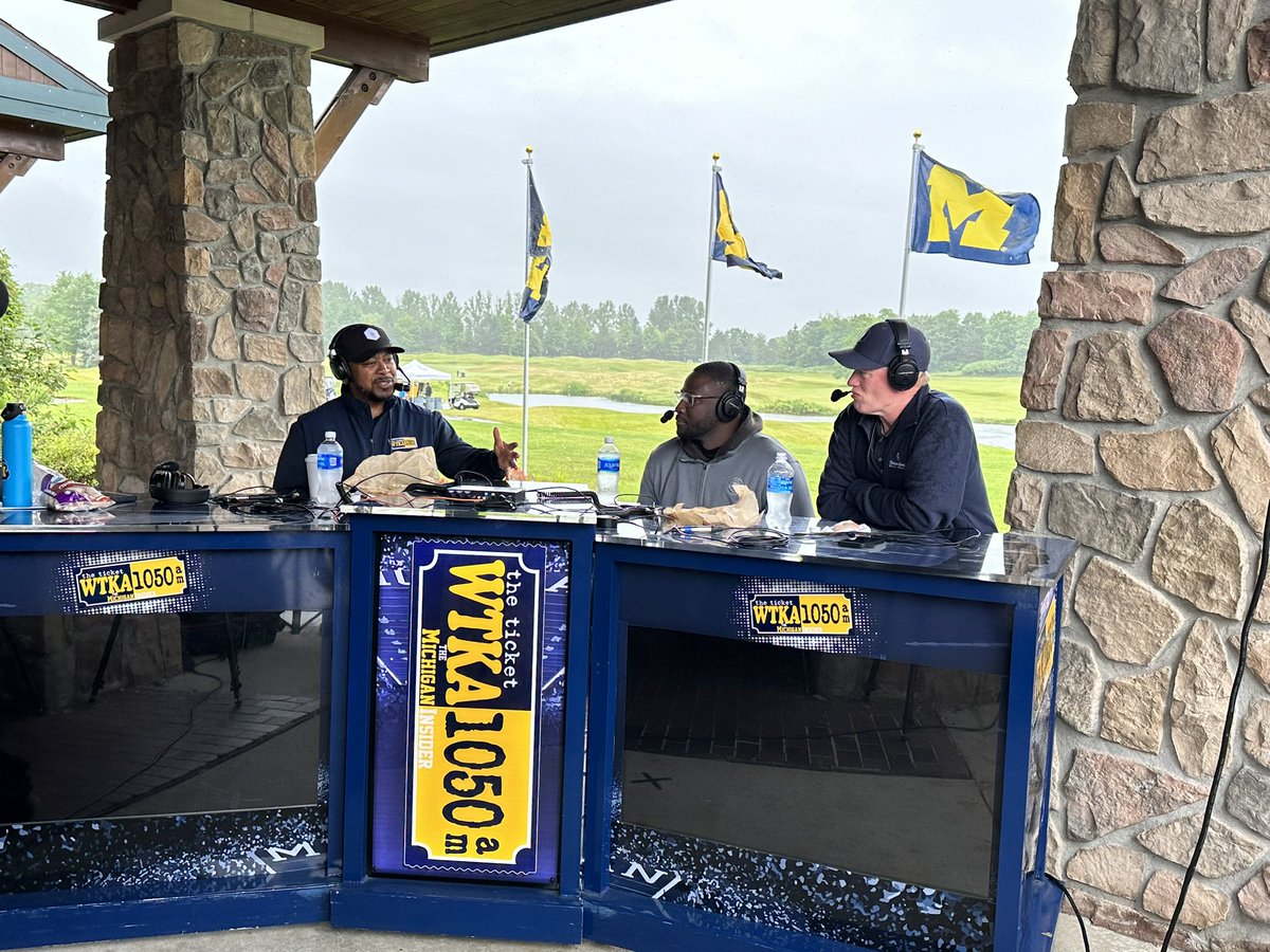Little moisture doesn’t stop the fun up here at @GTResort during Wolverine Weekend! We are live on @michiganinsider @SamWebb77 @devingardnerXCI @Johnubacon