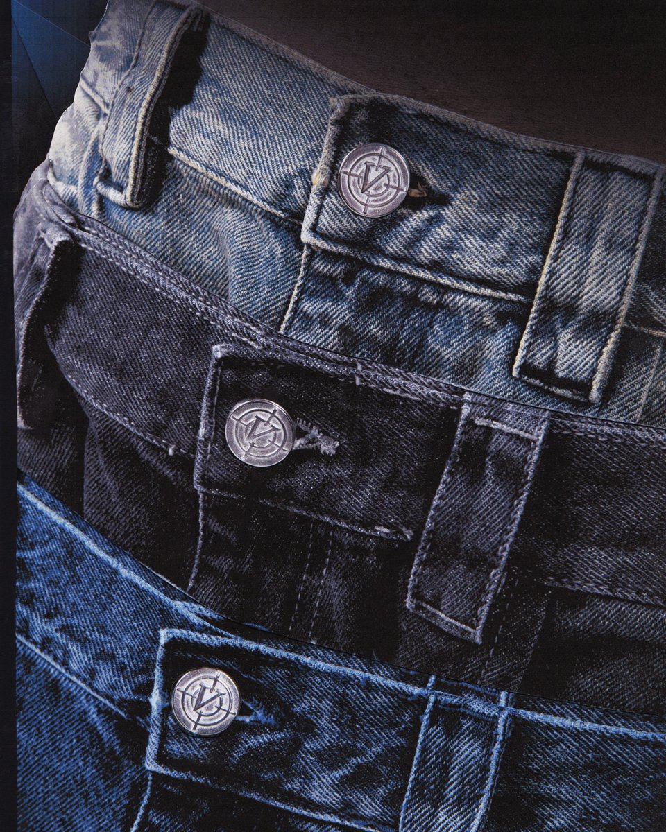 like, retweet and follow if you want some discount codes for new denims today at 5PM CET