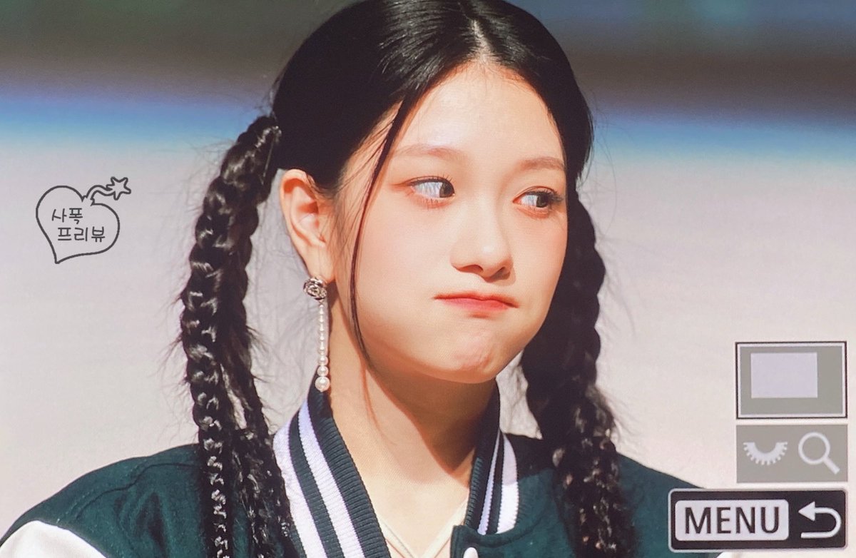 amourcalmar's tweet photo. 230611 팬사인회 서연 프리뷰

#프로미스나인 #fromis_9
#이서연 https://t.co/keEkY6ccBL