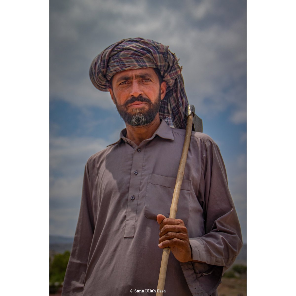 Photo from Karkada Koh_e_Suleman
.
© SANA ULLAH ESSA 2023
.
.
#portrait #balochstan #balochcultureday #photographyeveryday #shepherd #taunsashareef #dgkhan