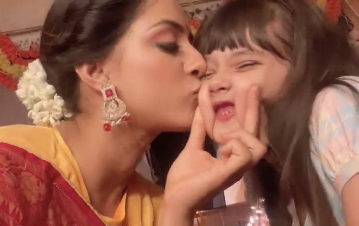 the best costar sargun has ever had thru-out her yhc journey.  (apart frm abrar ofc) 
#yehhaichahatein #abrargunbaby #notfeelingjealousanymore