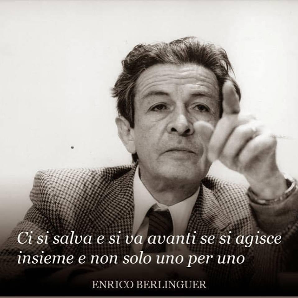 «Io sono comunista. Da giovane ho fatto una scelta di vita: stare dalla parte dei più deboli, degli sfruttati, dei diseredati, degli emarginati. E lo farò fino alla fine della mia vita.»
#Berlinguer

#11giugno 1984 si spegne l’ultimo grande  leader della sinistra in italiana.