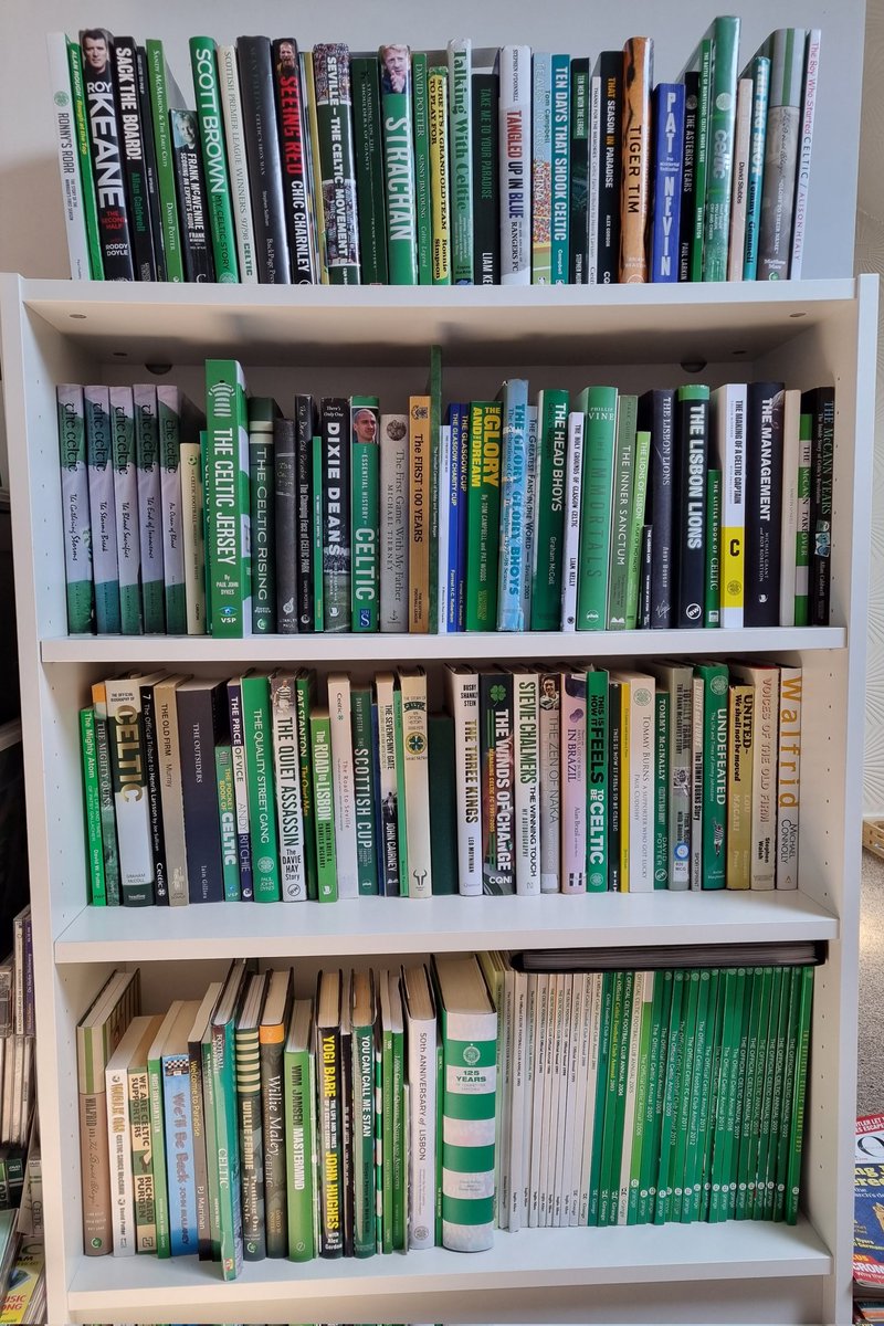 My book shelves are increasingly full of Celtic books! 392 (+2 more on the way), including all Celtic annuals. Most pleasingly, my own book is on the shelf (top right of Image 3). What should I get next to make it to 400? And what's your favourite one? #celtic #CelticFC