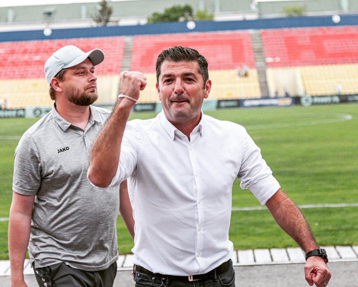 FrancArtiga's tweet photo. Thank you to all the players, staff and club workers who helped us achieve this incredible promotion to the "Silver Division"!! 💙💙💙
Many thanks to all the people who trusted me from the beginning in this project!!!!🙏🏽🙏🏽🙏🏽
@FCRodinaMoscow
#rodinafamily
#Спасибо
#sempreenvant https://t.co/5jKpsnbxY8