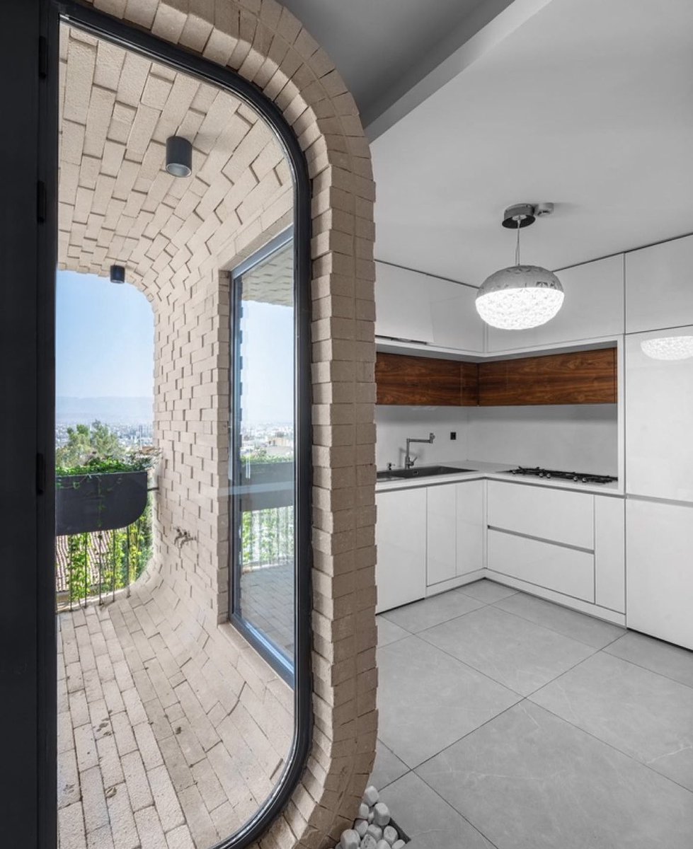 SustainableTall's tweet image. I cannot get enough of modern Iranian brickwork
Apartments by Ashari Architects
