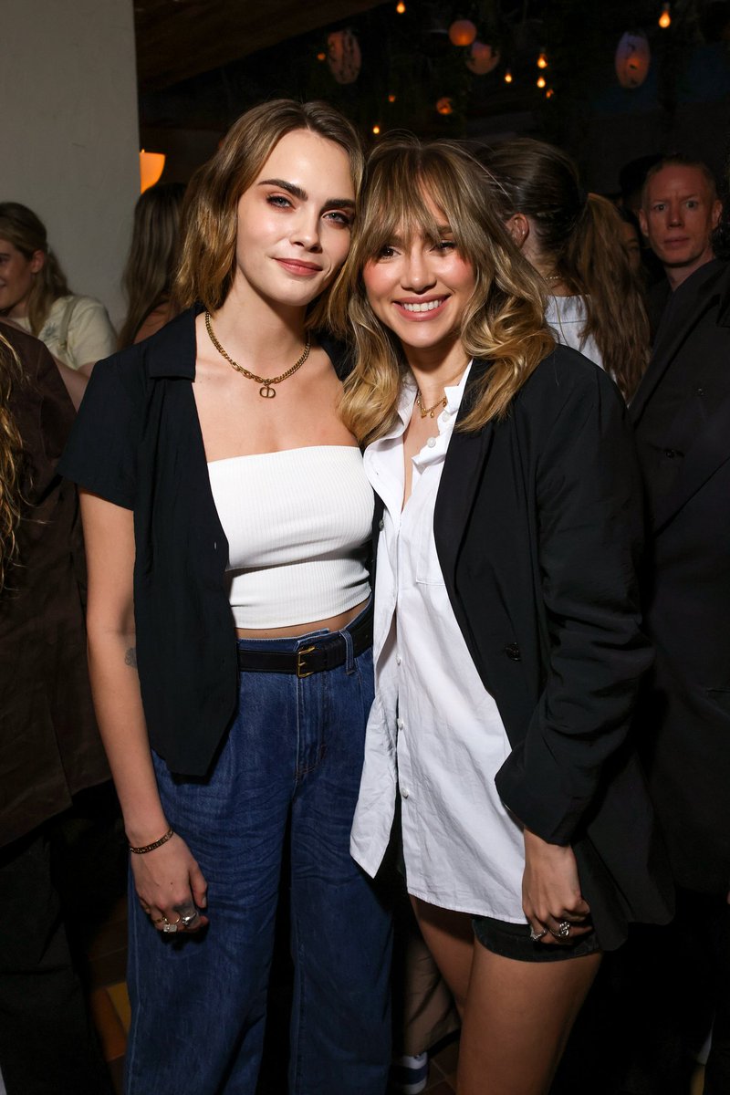 Cara Delevingne & Suki Waterhouse #WhatAPair