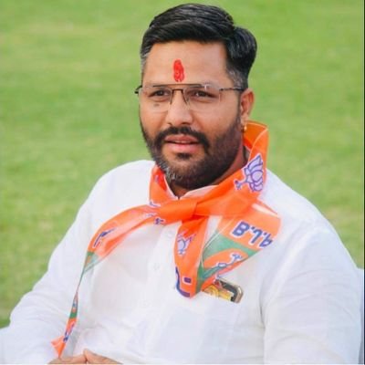 MadanSwami12's tweet photo. राजस्थान  में obc समाज का प्रभावी चेहरा, भाजपा औबीसी मोर्चा के प्रदेशाध्यक्ष, कुशल संघठनकर्ता श्री औमप्रकाश भडाणा जी को जन्मदिन की हार्दिक शुभकामनाएं व बधाई |
ईश्वर से आपके  उत्तम स्वास्थ्य एवं दीर्घायु की कामना करता हूं ,,
@ombhadanabjp 
@BJP4Rajasthan https://t.co/3hto7vitDo