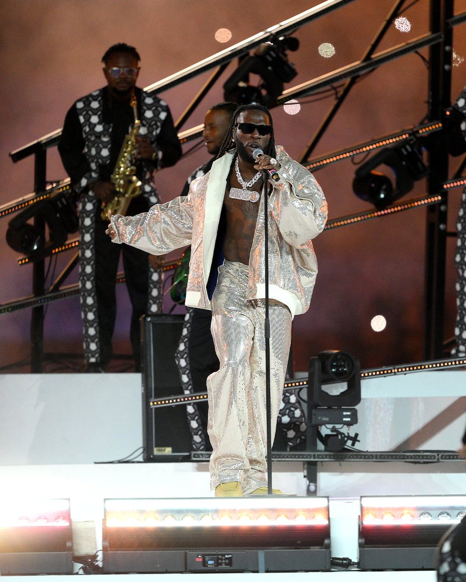 AfricaFactsZone's tweet photo. Burna Boy has become the first African Artiste to perform at the UEFA Champions League final. https://t.co/fU7orI2V8w