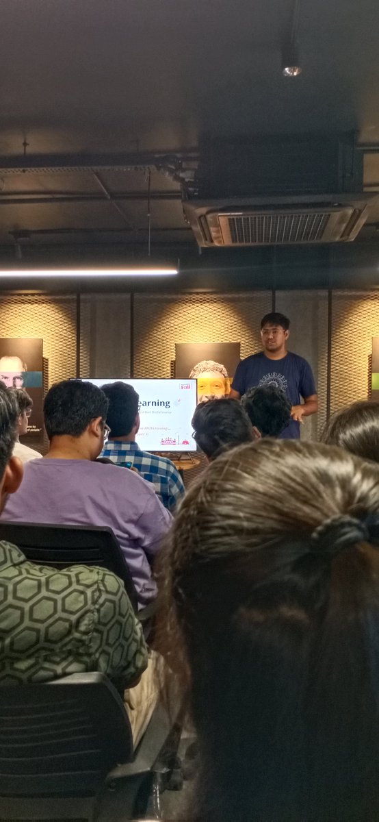 omghumre's tweet image. Attending Hack This Fall meetup Nagpur @hackthisfall
#HTFNagpur #HTFLearning