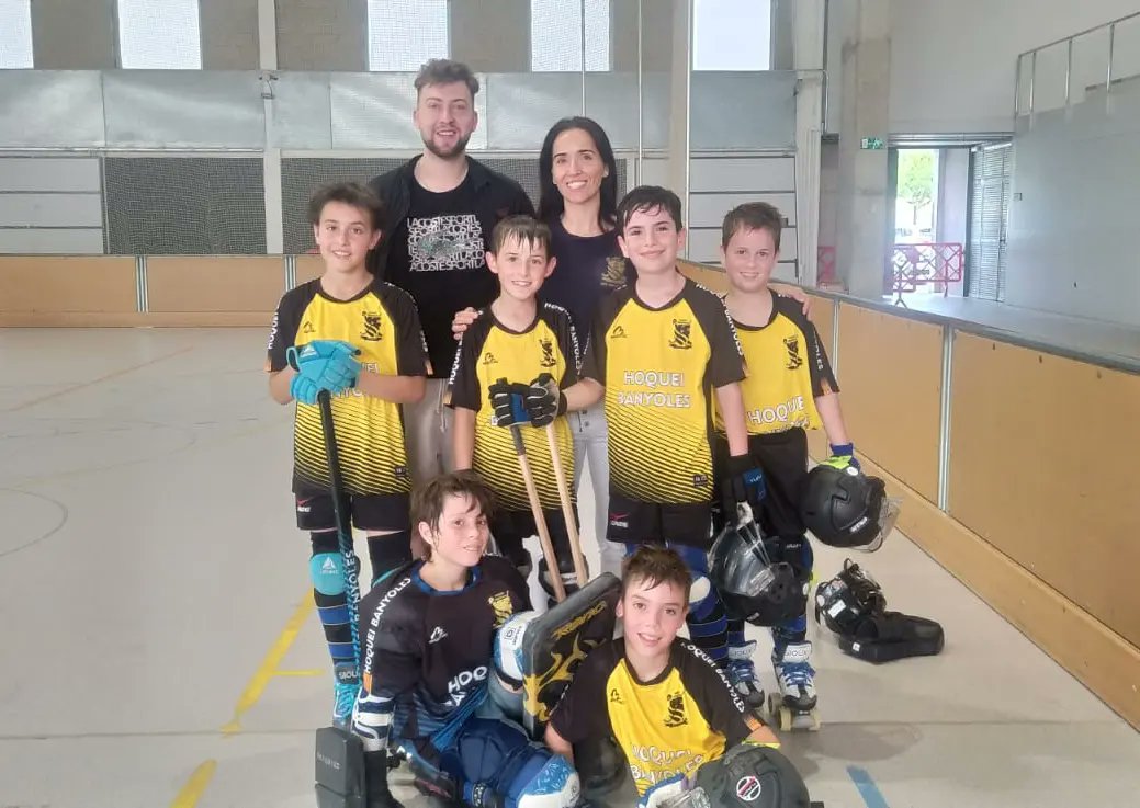 Benjamí A
11/06/2023
H.C.Salt B - C.H.Banyoles
Resultat: 3-4
#hoqueibanyoles #hoqueipatins  #benjamins  #totssomhoquei