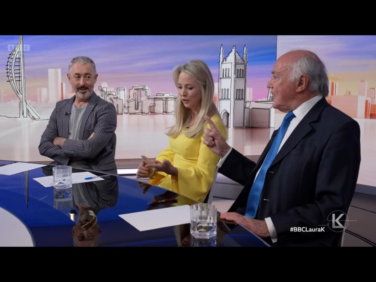 As Lord Howard speaks absolute nonsense the folded arms and that look of Alan Cumming tell you everything you need to know.

#bbclaurak #laurak #alancumming