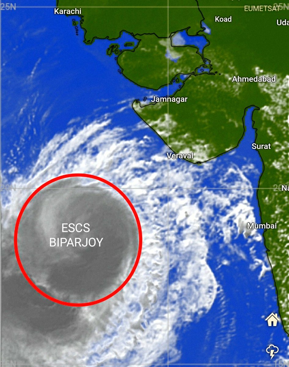 KananRanjit's tweet photo. #WeatherForecast
Due to #CycloneBiparjoy
#Rain/#Thunderstorm at some places Heavy to V.#HeavyRain with #gustywind expected over areas of #Saurashtra(Starting from today) -#Kachchh & #Gujarat next 5 days including today.
#GujaratRains
EUMETSAT Image, https://t.co/ciiLQs5yIq
