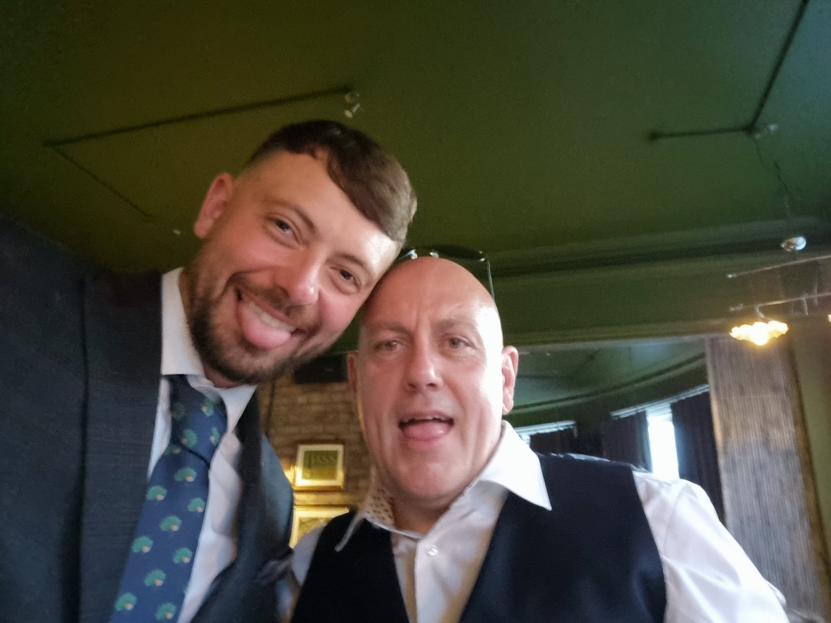 LUFCWarden's tweet photo. Amazing day yesterday!Congratulations to @theadelites and @TeAteliers, thank you so much for having me. Great to see the boys again @EwanMetcalf @BarneyLUFC21 @JuceeRob  @Wiggy1234 @ryanwignal1. Pleasure to meet @apopey too. You lot take care of yourselves #Legends https://t.co/G3ZMI46KJf