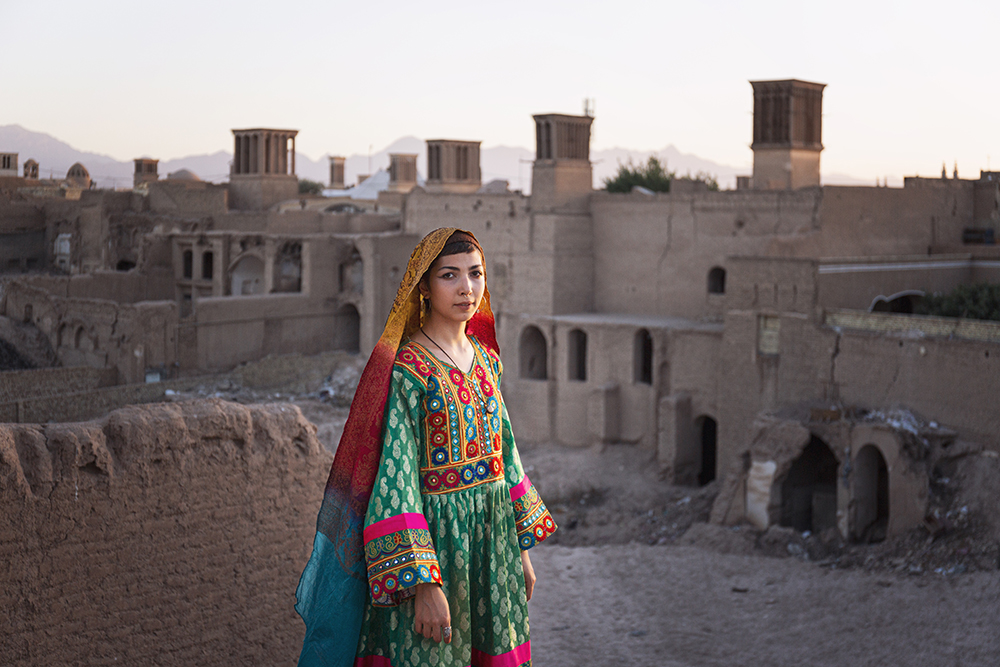 @a5ht4r @atiabii @sokova_k @nastasyah_art Gm ☘️
''Iran a beautiful lady'' Photo from ''Iran a beautiful lady'' series about the life of Iranian women's. Portrait in Balochi traditional colorful dress was taken in the roof tops of Yazd ...  foundation.app/@mehrdadvahed/……