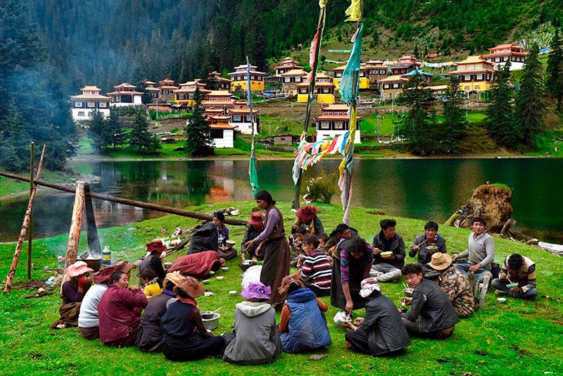 xia6895's tweet image. 现实生活中就是尝试新鲜和回味过去……