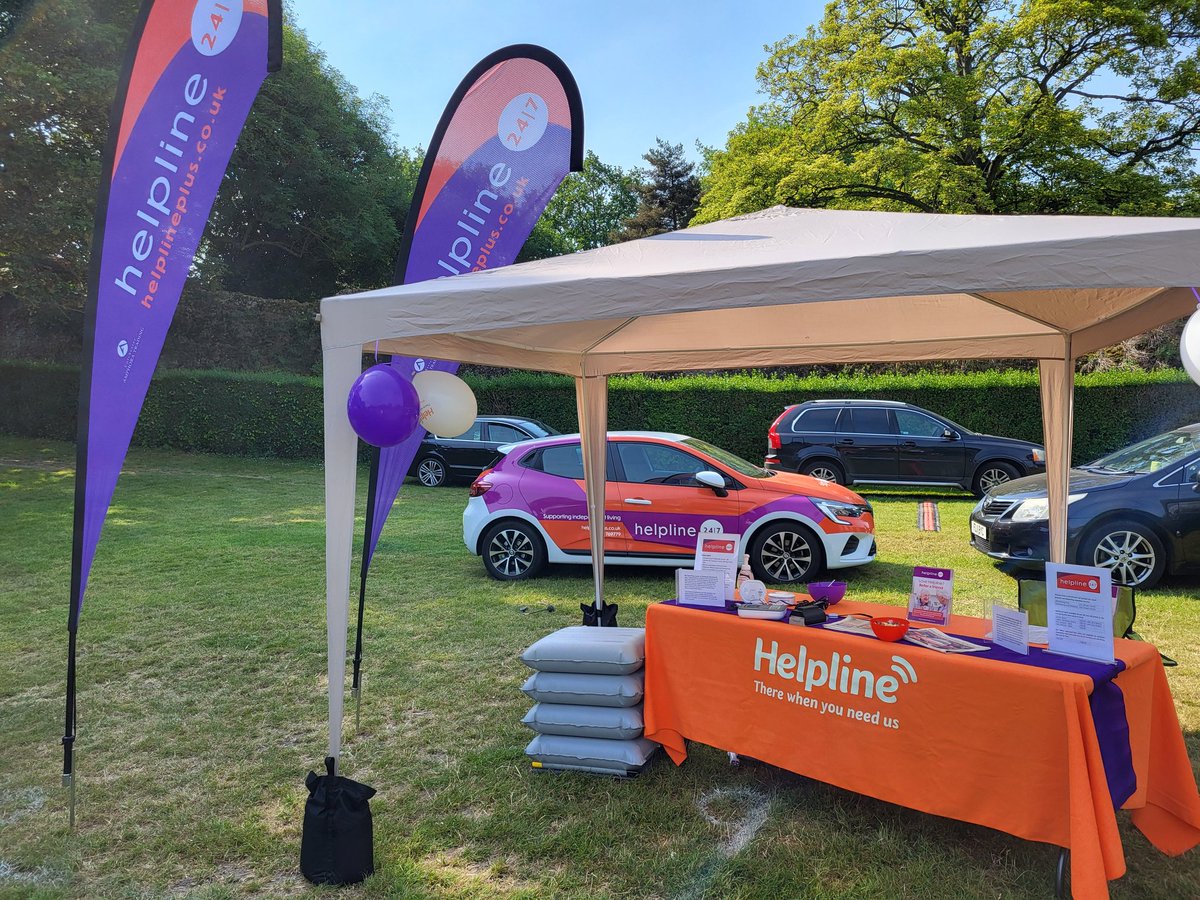 Helpline_24_7's tweet photo. Come and see us at lower  castle park for #pipesatthepark its a beautiful day #helpline247 #independentliving #peaceofmind #touchofabutton https://t.co/NZhKNsJanG