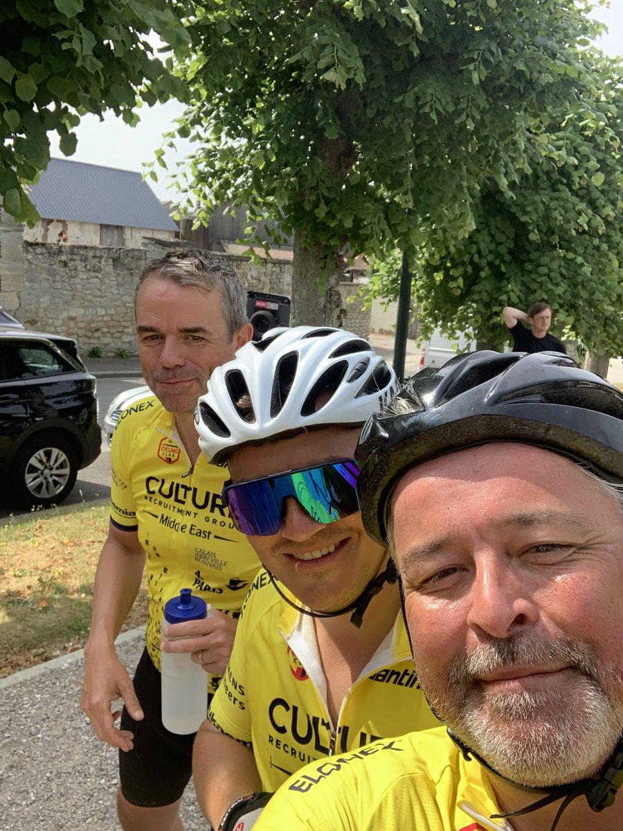 ⁦<a href="/BoothsCountry/">Booths Supermarket</a>⁩ 60km to Paris….I might actually make it 🤣🇫🇷🚴💪