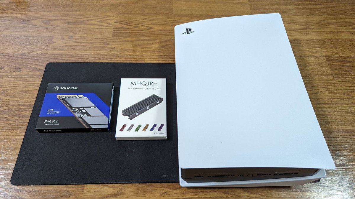 u2sous's tweet image. 💉強化完了！力を見せてやれ！💉

PS5のストレージを増やすオペを始めます

#ps5
#ssdm2