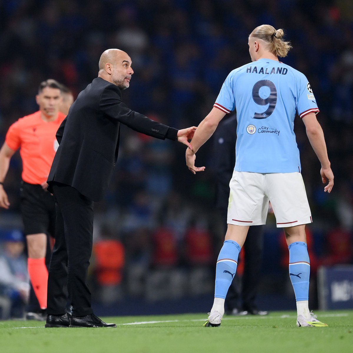 انصفت كرة القدم المدرب الأفضل في التاريخ 🔥

غوارديولا بطلاً لدوري الأبطال 🏆🥇

الانتر قدم مباراة كبيرة خالف فيها كل التوقعات بل وكان الطرف الأفضل في اللقاء 👏🏻

الف مبروك للسيتي وهاردلك للانتر 😇

#ChampionsLeagueFinal 
#ManchesterCity 
#InterCity