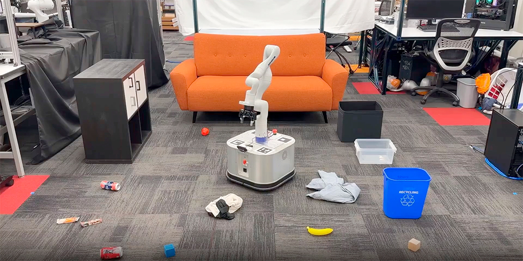 SAGA_Robotics's tweet image. Исследователи из Принстонского и Стэнфордского университетов разработали систему персонализированной помощи для управления домашними роботами. #домашнийробот #TidyBot #робот

Подробнее: bit.ly/3P6k97V