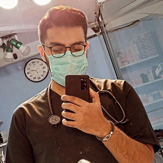 ali_derakhsh's tweet photo. من دکتر دامپزشکم🩺💉🐶
توچی؟ https://t.co/66uXO4UK11