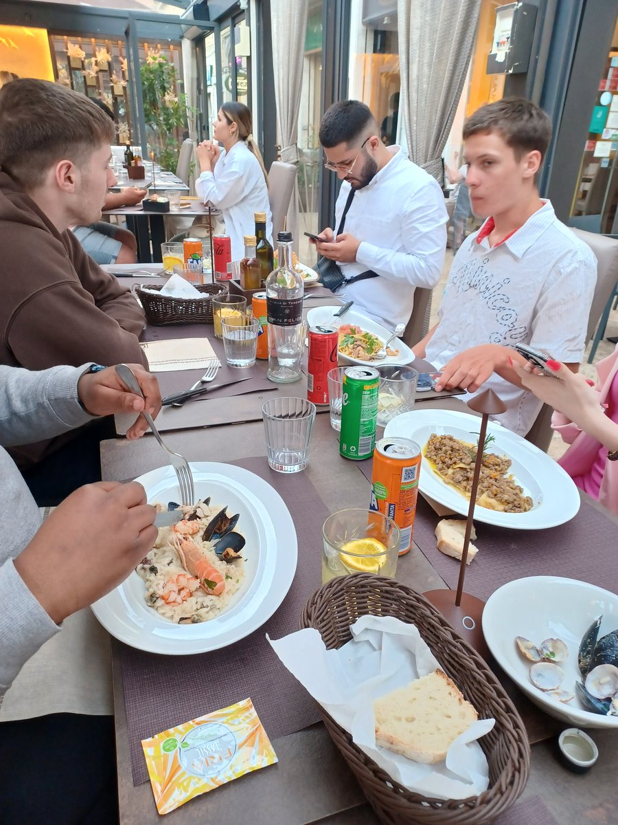 CAVC_Business's tweet photo. Turns out its very hard to have a bad meal in Italy. We are loving the food on our Erasmus work placements in Tuscany. https://t.co/jvVh55GFKp