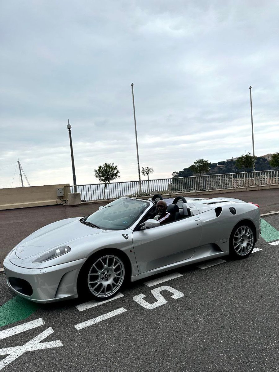 ⚡️ Para tener éxito tu deseo de alcanzarlo debe ser mayor que tu miedo al fracaso.