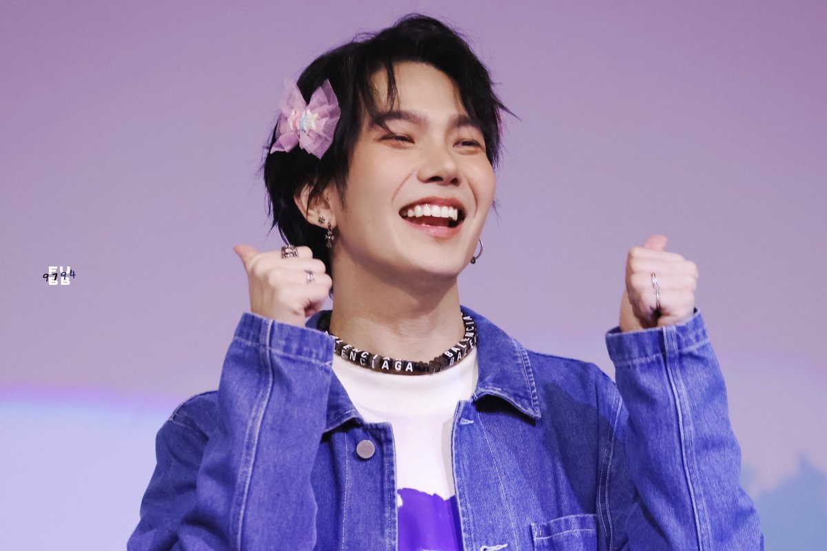 230611
💗HQ 

#colorfulBUILDday

<a href="/JakeB4rever/">BIU.</a> 
#BuildJakapan #Beyourluve