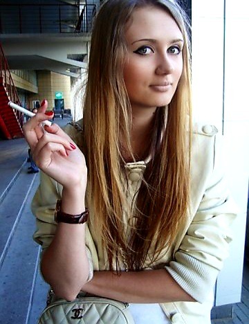 smoker babes on Twitter: