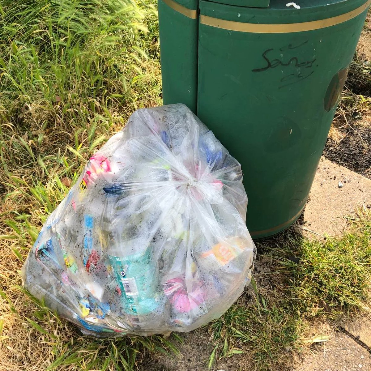Litterwatch1's tweet photo. Our fabulous #tipton2 were also out early. #litterpicking their beloved Jubliee Park in #Tipton. This wonderful duo are truly #communityspirited, and they enjoy seeing a clean park. A great job, #adoptastreet #volunteersareawesome #familytime @SercoESUK @sandwellcouncil https://t.co/B52HWi7Cqn