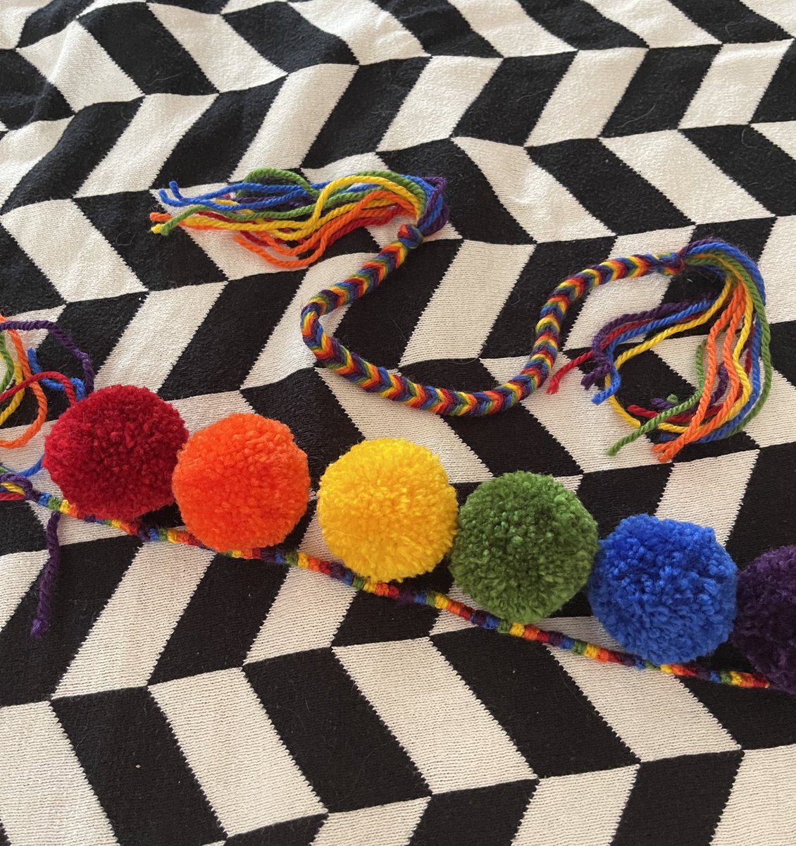 martynabomba's tweet photo. @loveontourakcje Powoli 😁🌈 https://t.co/kPPalQiYef