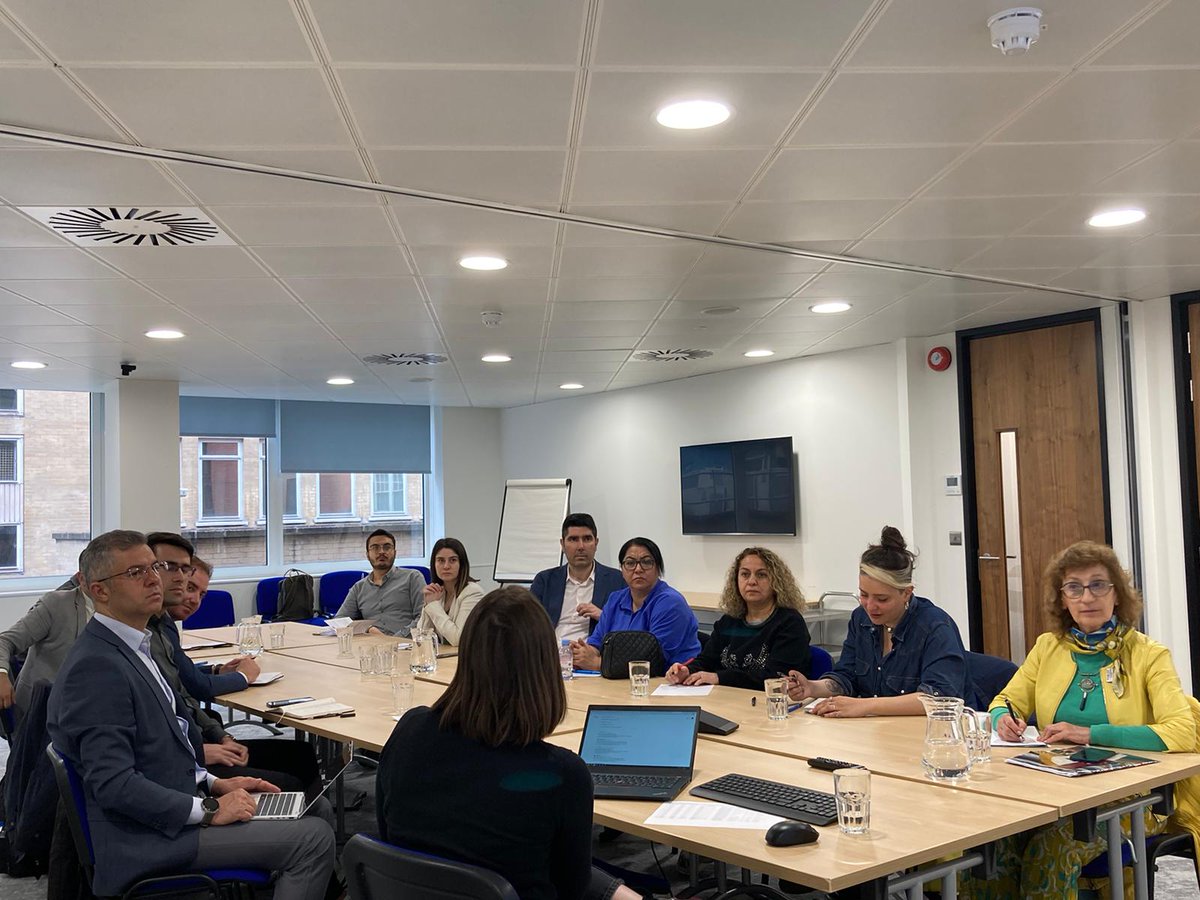 migration4work's tweet photo. Uluslararası İşgücü Genel Müdürlüğü heyeti Uluslararası Göç Örgütü (IOM) Londra Ofisi’ni ziyaret etti. IOM temsilcisi, Birleşik Krallık Mevsimlik İşçi Programı gibi güncel önemli işgücü göçü politikalarını sundu.
#migration4work https://t.co/jelomjGkNT