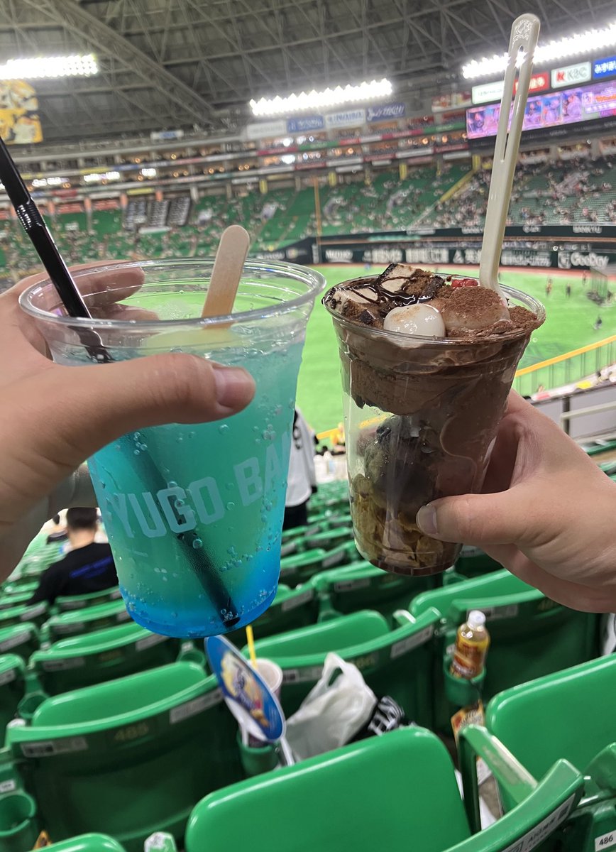 fri⚾️ tweet media