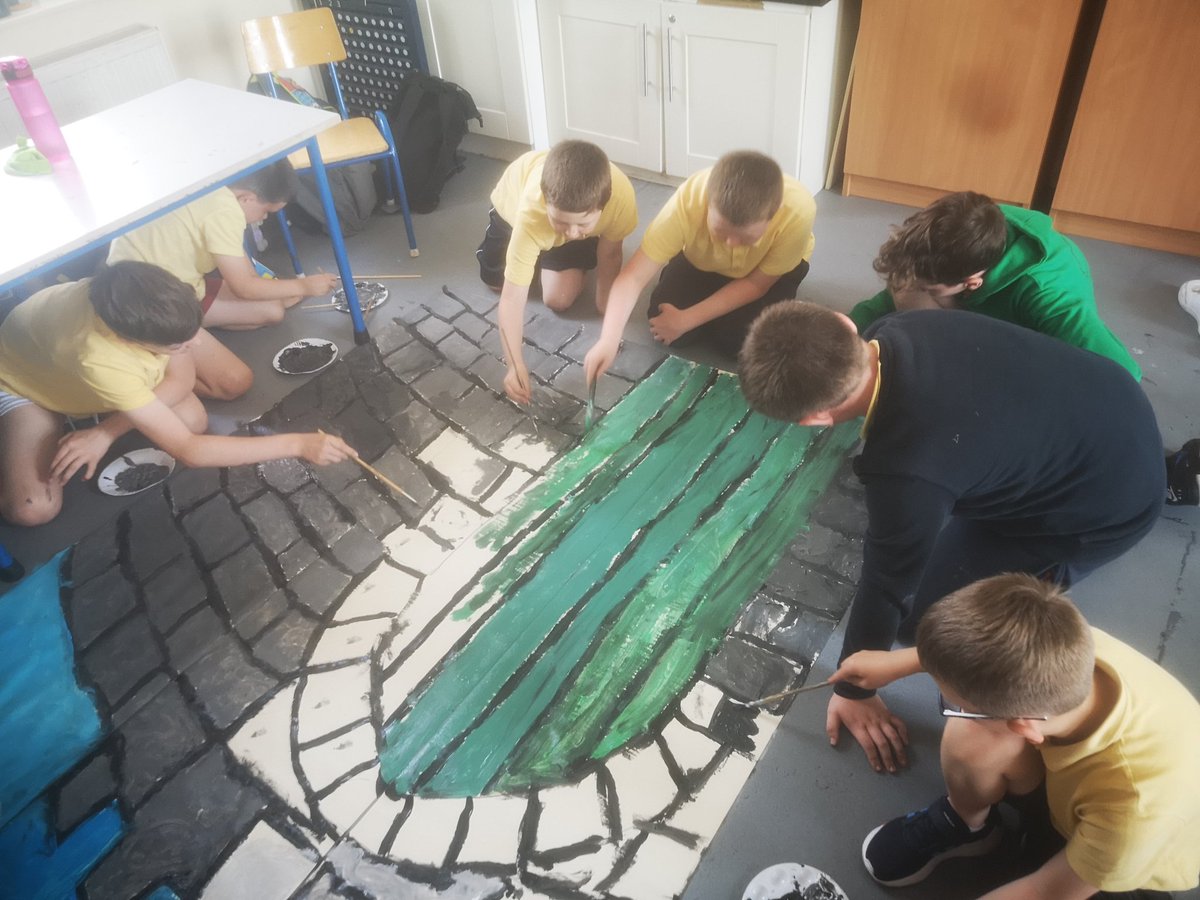 BarnatraSchool's tweet photo. Children in Barnatra NS busy with their Creative Schools Project. They are designing their own set with help from our local artist Joe Murray. https://t.co/VywiXKYHM4