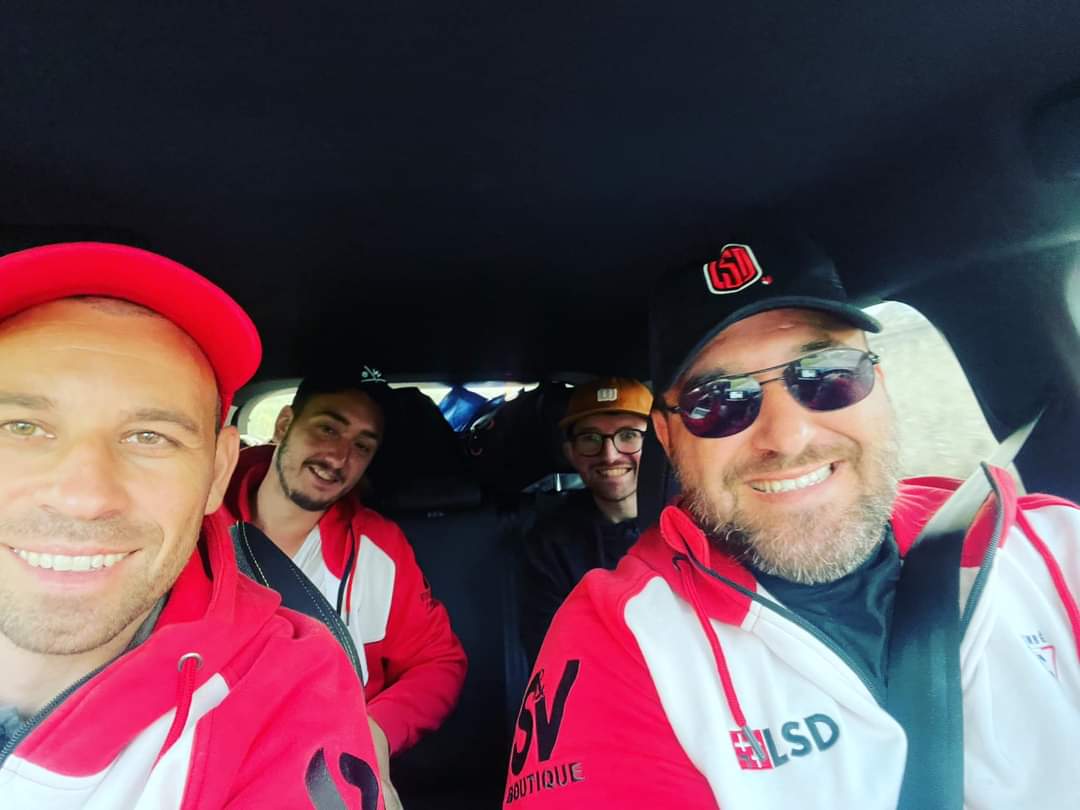 SportDauphinois's tweet image. Après ces 3 jours à la voulte - on équipe repart au complet (à 😎 en Auvergne à Beaumont pour aller retransmettre en multicam le 1/4 de finale du Rugby Club des Vallons de la Tour contre Sarlat! #Fed3