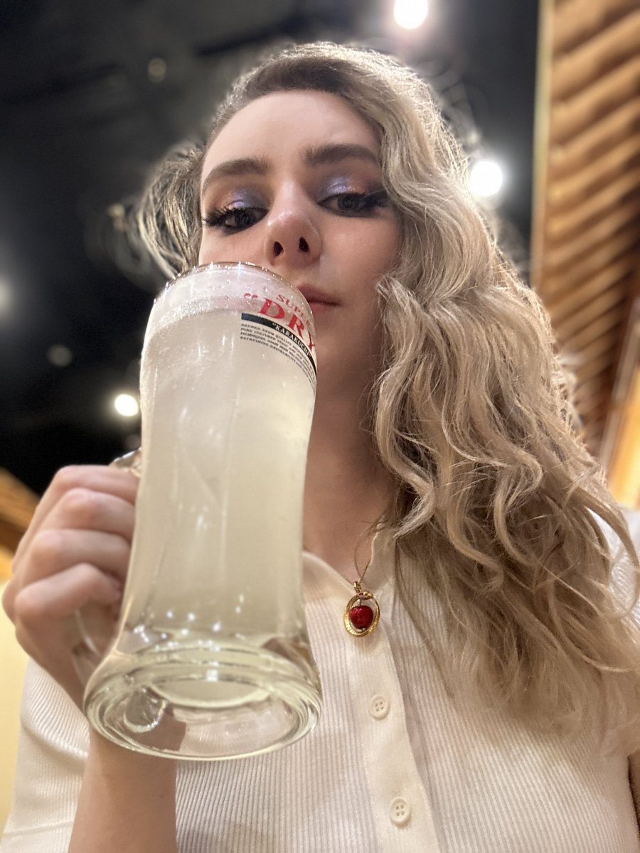 They/Them on Twitter: "RT @Aoife_Bee_: pov: ur a little bug crawling