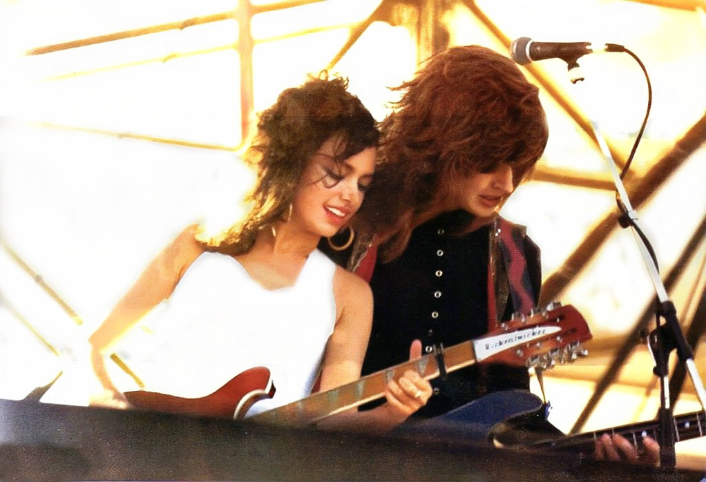 The Bangles
Slane Castle 1986
#rickenbacker #thebangles #susannahoffs #michaelsteele