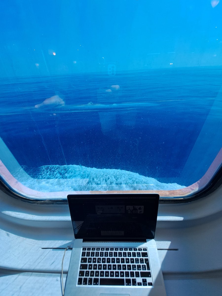 sea ​​view office..
#TravelInspiration #notalone