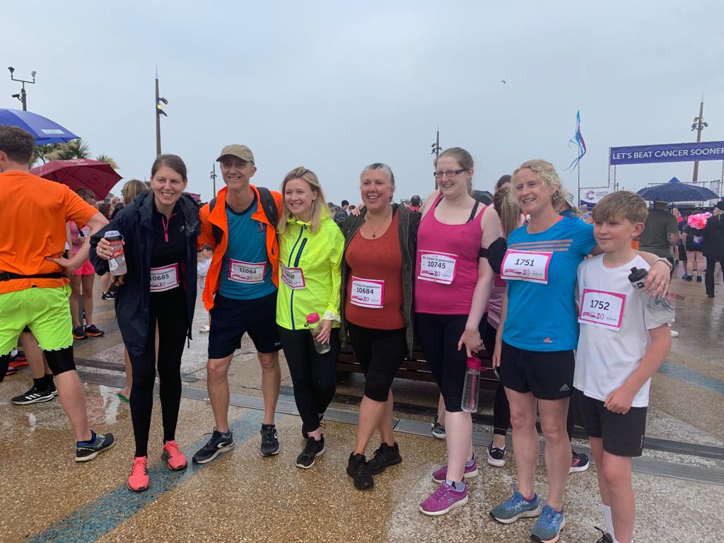 Go Team! #Raceforlife #Bournemouth <a href="/BUGoGlobal/">BU Global Engagement</a> <a href="/bournemouthuni/">Bournemouth Uni</a>