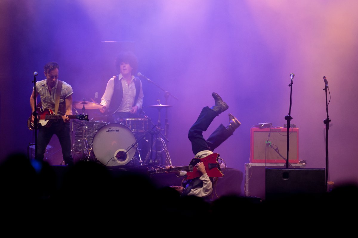 🎶🎸 #ROCKJAIALDIA #Andoain &gt; Desde EEUU el cabeza de cartel de 2023: #BLACKLIPS. Han ofrecido desde el garage hasta el rock más sofisticado de nuestros días. Han interpretado canciones de su nuevo disco “Apocalypse Love” para redondear el festival de rock que cumple 15 años