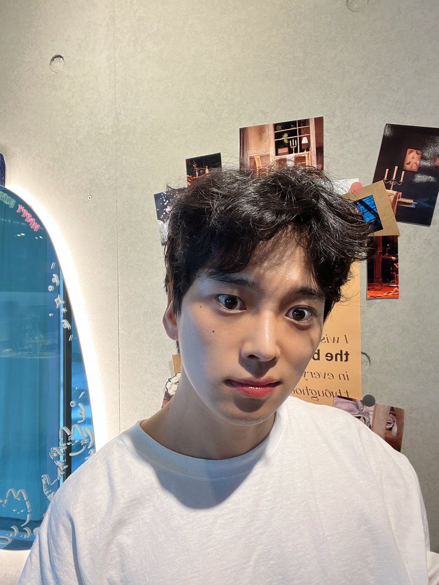 Sukjinish's tweet photo. 감사합니다 ㅎㅎ안녕 해좍 더텔 https://t.co/3FMr9Qd3uM