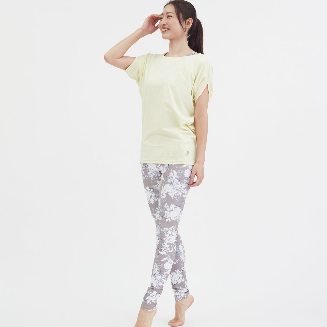 puravida_yoga's tweet photo. #Julier デイリーにも使いやすいおしゃれなプルオーバー。腰にフィットするデザインでめくれ上がりにくく逆転のポーズもめくれることなく安心です。

☑︎101326038
[Julier] Ecocoベア天竺ドレーププルオーバー
¥9,900
https://t.co/Co7kdFVKXi

#ダイエット #ボディメイク #筋トレ https://t.co/PD6GMDNloF