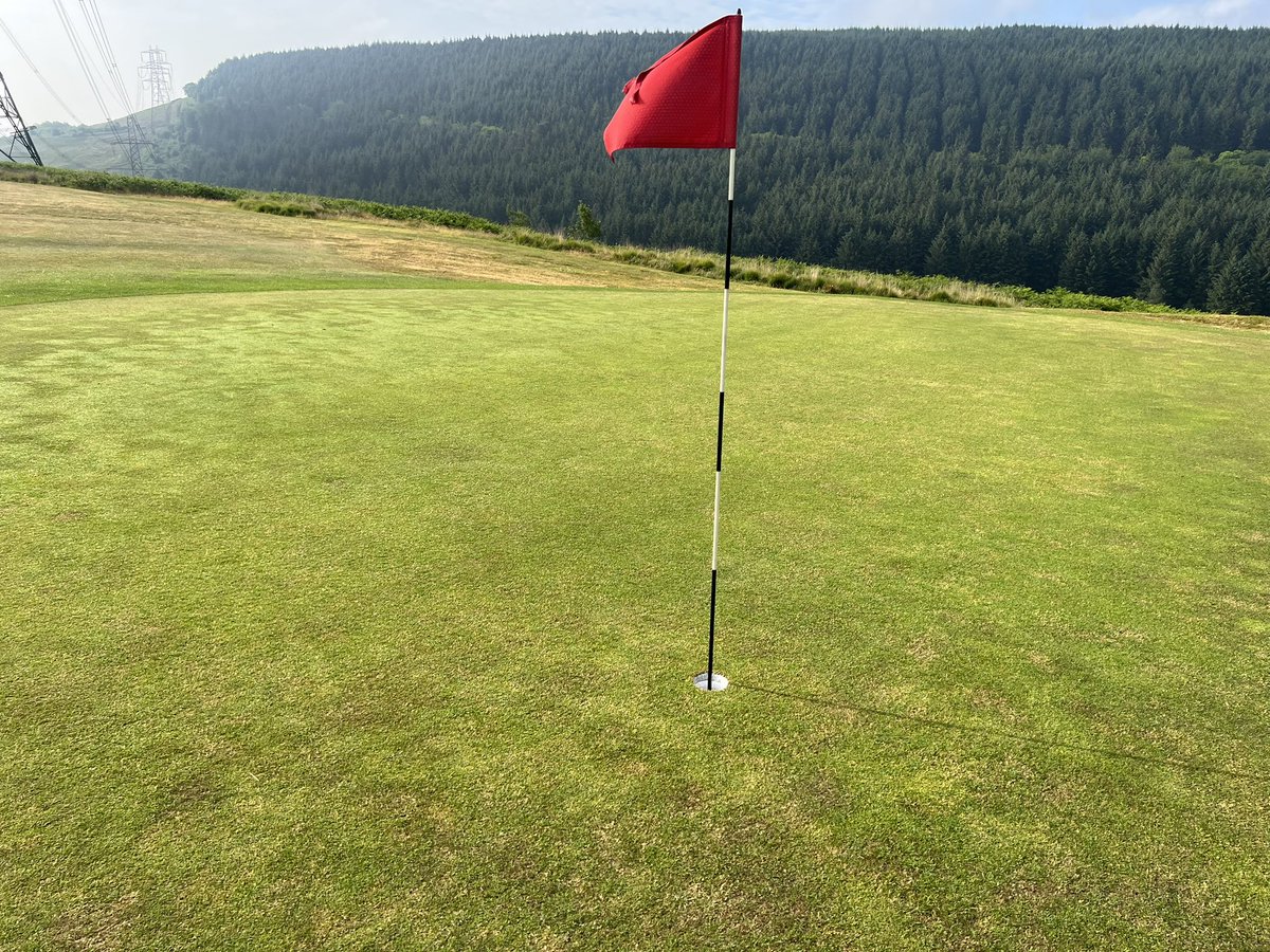 This is just a shout out to all the greenkeeping legends with limited resources, you guys are not professionals you are fxxking magicians I know because I’m speaking from experience. Sharing the love guys 😁😎🫶 <a href="/MaestegGreens/">Maesteg greens</a>