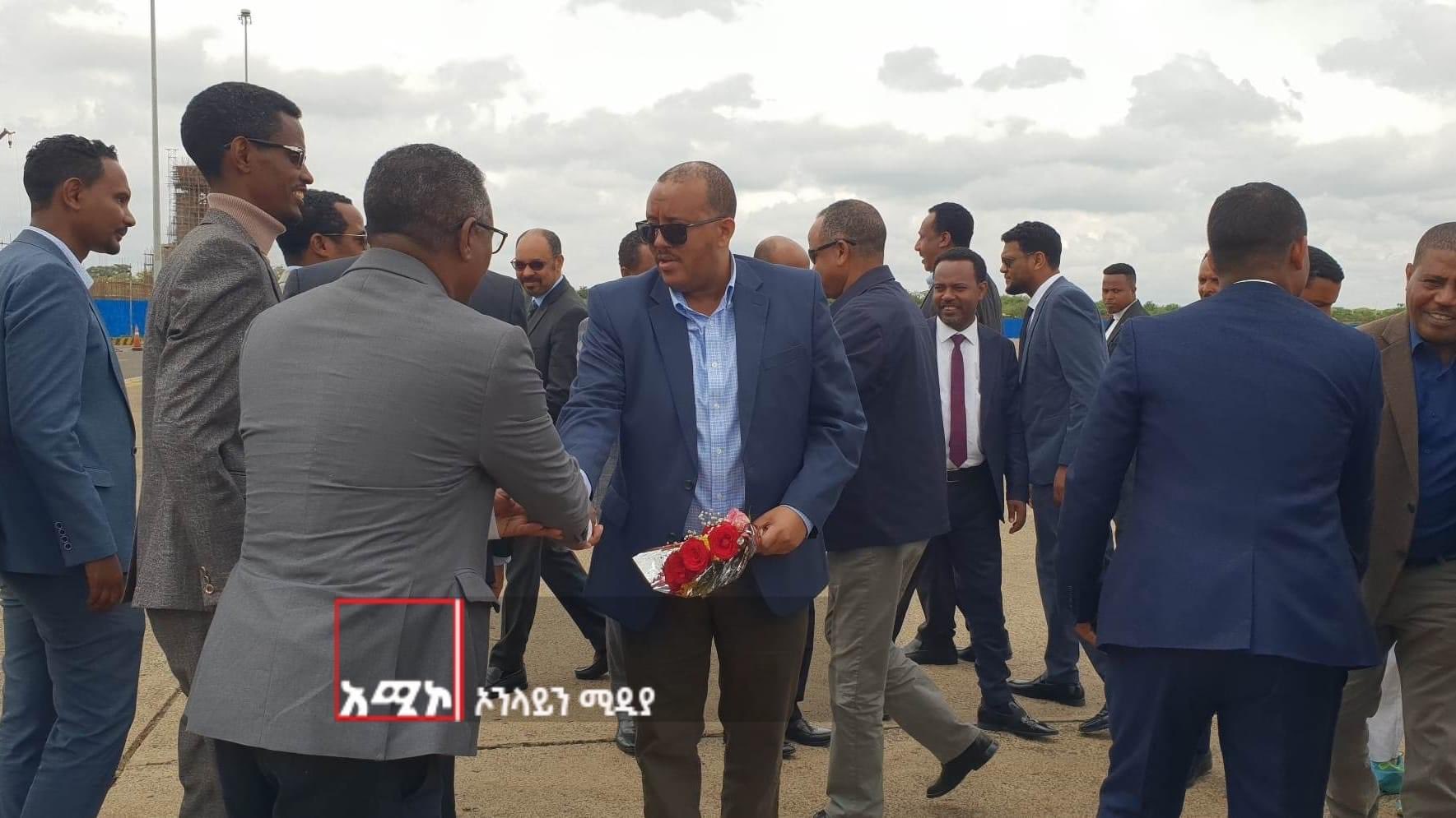 getachew-reda-in-bahir-dar-amhara-04-2015
