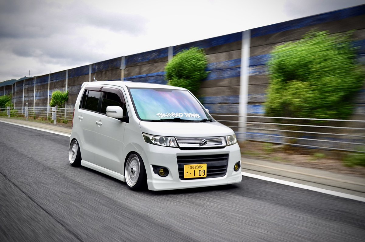 akr_itn721's tweet photo. はじめてイベント系に横乗りで行ったけど
皆にも会えたしテレビは当たるし
クソ楽しかった✌️
他の写真は編集してあげます!
#キング
#キングMT
#KINGMT https://t.co/yccXgiIXGR
