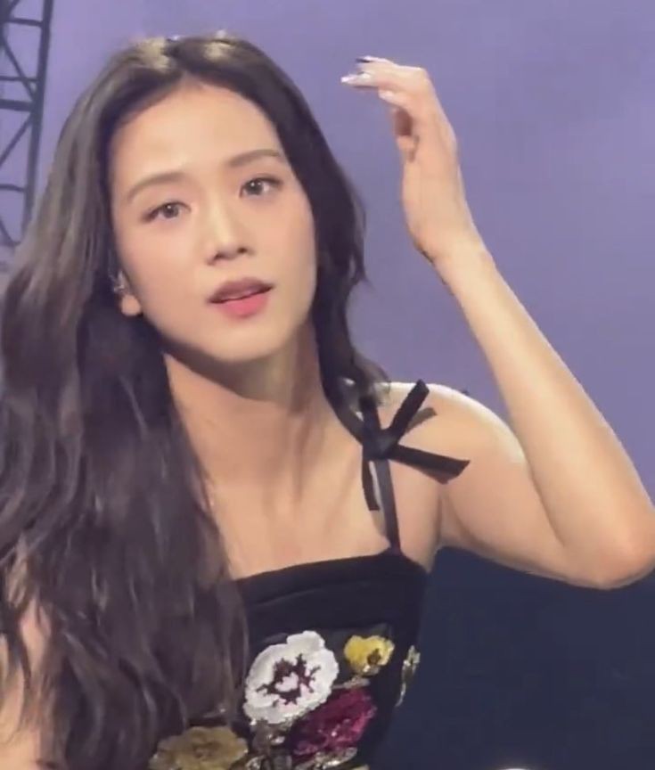 jisoo moments that could kill a sapphic (@sapphicchu) on Twitter photo 
