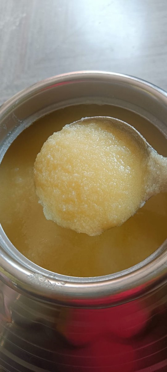 A study was conducted to understand the fatty acid composition in ghee. It was found that ghee is a good source of DHA (docosahexaenoic acid). DHA is the most popular omega 3 fatty acid. Omega 3 is the essential fat that we need to consume from our diet as our body cannot make it