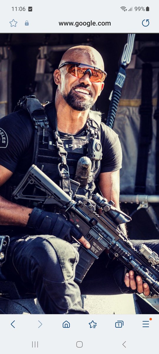 @selsi_john S.W.A.T @shemarmoore  He can rescue me anytime 🥰